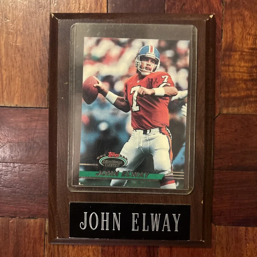 Rare Vintage JOHN ELWAY NFL Collector's Wood‎ Plaque With Nameplate - 6x4
